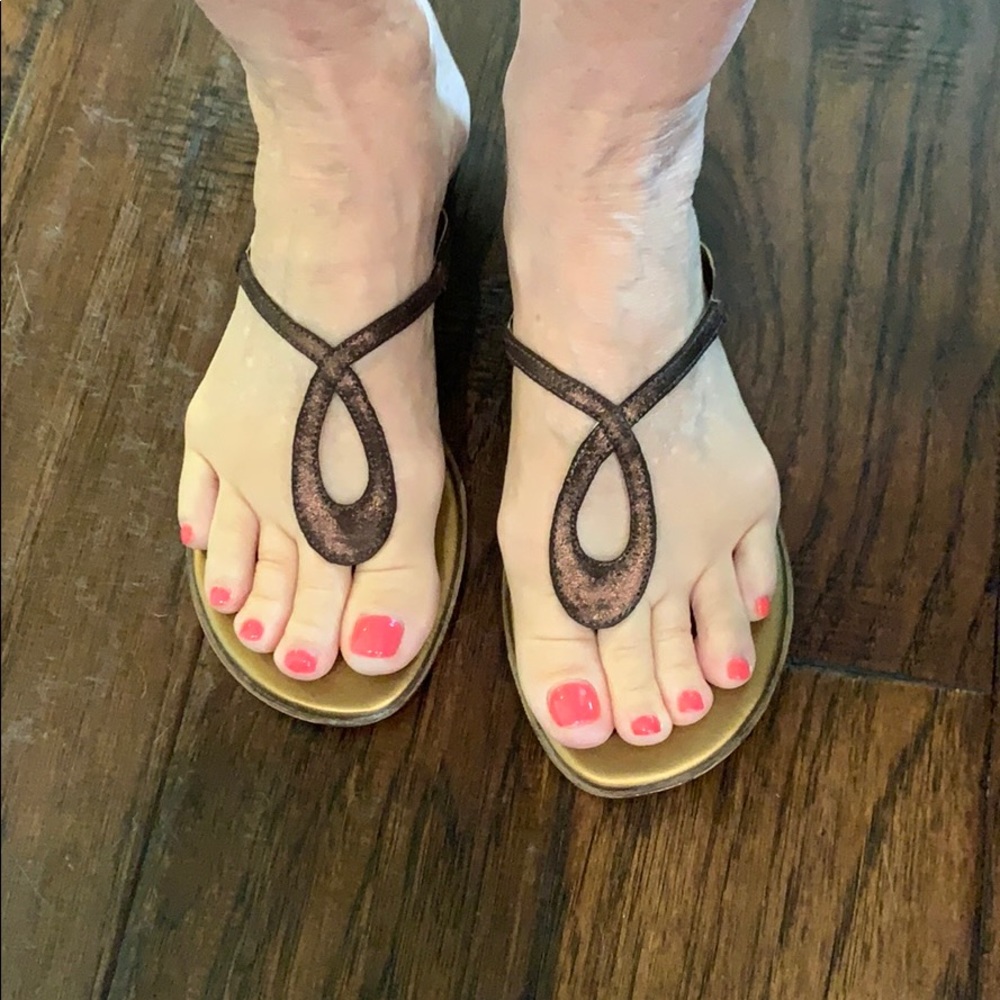 Talbots flip flops